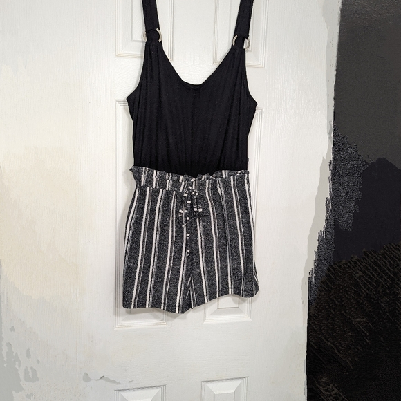 Romper - Picture 3 of 3